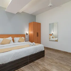 De Luxe Basai Road Hotel Gurgaon